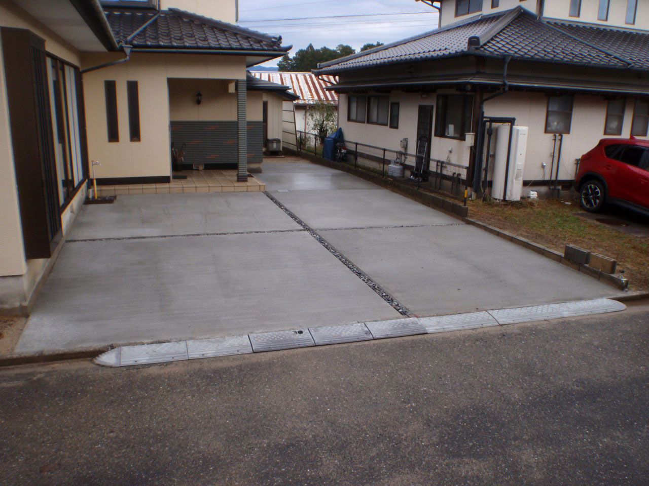 S様玄関アプローチ