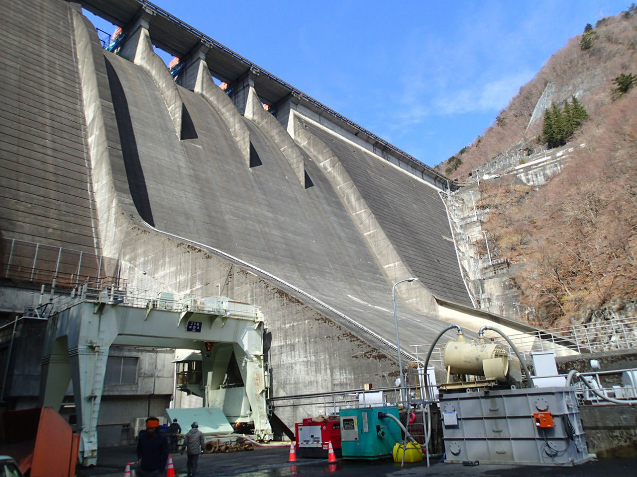 ダム修繕